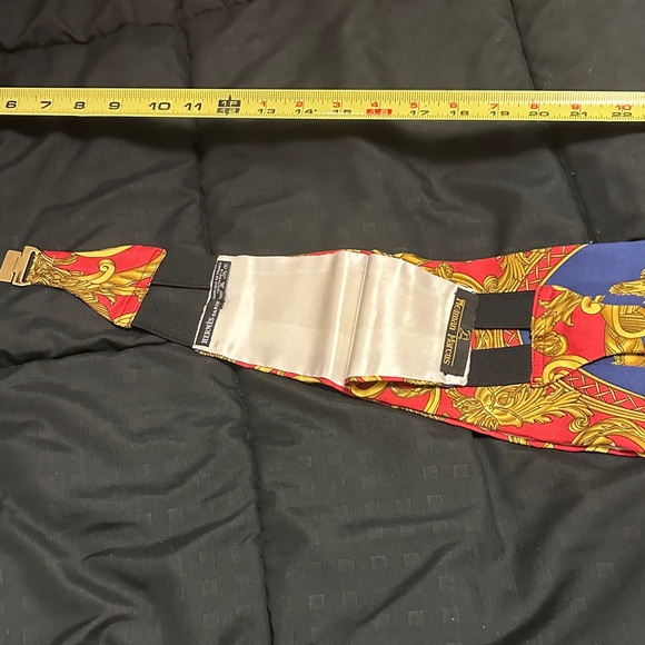 Hermes Red and Blue Silk cummerbund with Gold Accents - Picture 6 of 6